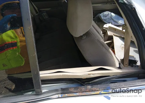 2003 Mercury Grand Marquis Gs из США, поврежденный, VIN 2MEFM74W63X688595